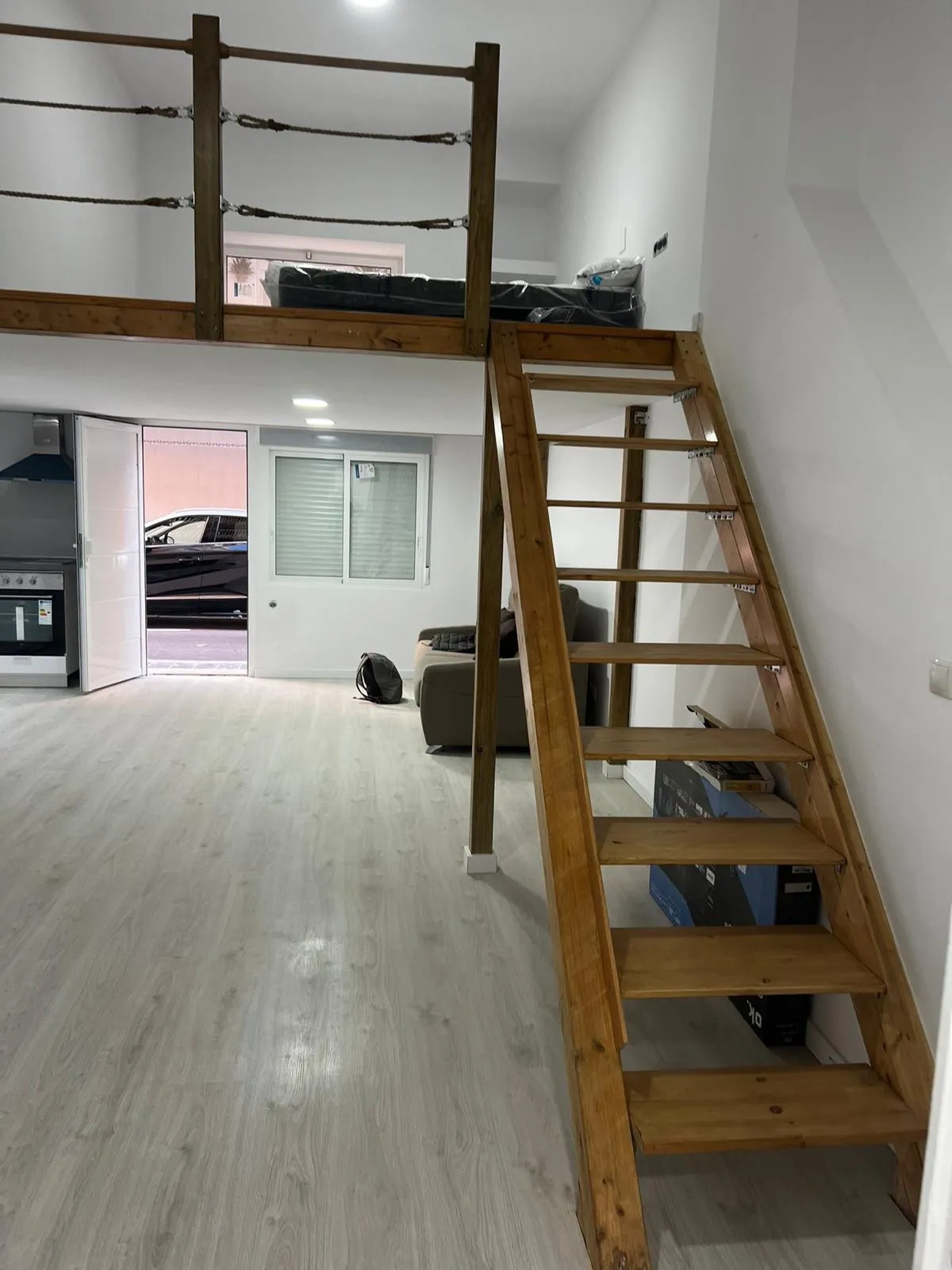 Reforma apartamento y altillo en Malvarrosa, Valencia